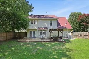 1704 Crinan Ct, High Point, NC 27265 - Photo 33