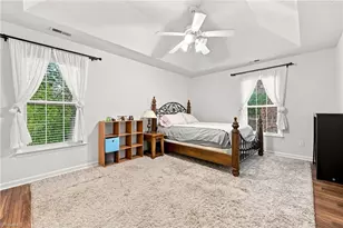 1704 Crinan Ct, High Point, NC 27265 - Photo 5