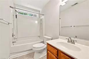 1704 Crinan Ct, High Point, NC 27265 - Photo 21