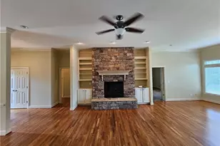 381 Hollybrook Dr, Bermuda Run, NC 27006 - Photo 9
