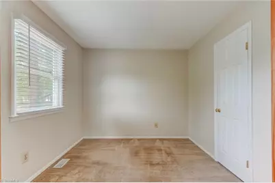 505 Leitzel Avenue, Greensboro, NC 27406 - Photo 19