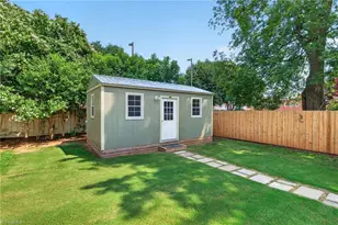 309 N Maple St, Graham, NC 27253 - Photo 45