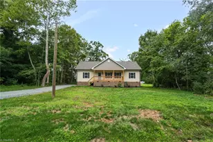 4505 Alamance Baptist Church Loop, Burlington, NC 27215 - Photo 3