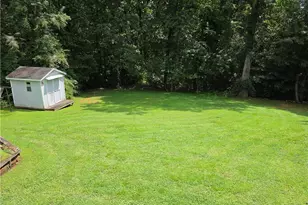 264 Smith Ridgecrest Rd, North Wilkesboro, NC 28659 - Photo 15
