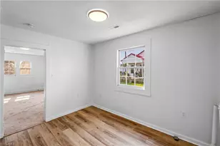2110 Shore St, High Point, NC 27263 - Photo 9