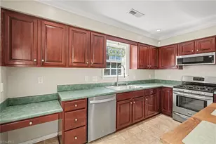 5605 Stonekirk Ct, Greensboro, NC 27407 - Photo 17