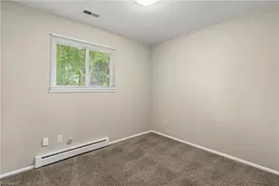 3005 Kilkenny Ave, Greensboro, NC 27406 - Photo 25