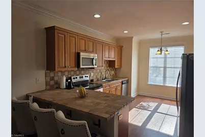 18 Rhododendron Drive, Greensboro, NC 27455 - Photo 9