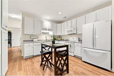 1006 Gretchen Lane, Greensboro, NC 27410 - Photo 11