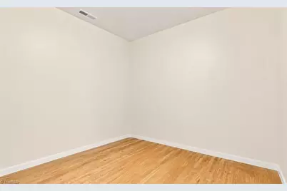 1006 Gretchen Lane, Greensboro, NC 27410 - Photo 21