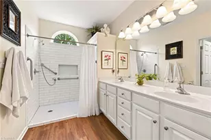 1006 Gretchen Ln, Greensboro, NC 27410 - Photo 19