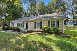 4002 Talmaga Ln, Greensboro, NC 27410 - Photo 3