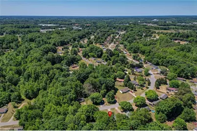 1404 Ballymena Drive, Reidsville, NC 27320 - Photo 5