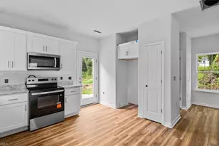 1215 R C Baldwin Ave, High Point, NC 27260 - Photo 17