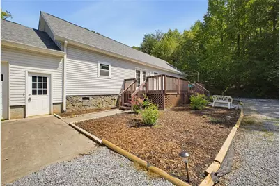 3636 Shacktown Road, Yadkinville, NC 27055 - Photo 5