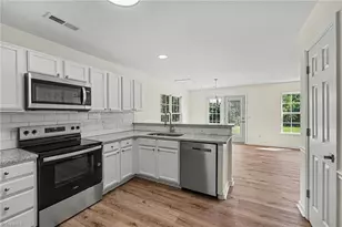 112 Parkview Ct, Archdale, NC 27263 - Photo 11
