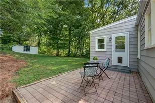 2312 Fernwood Dr, Greensboro, NC 27408 - Photo 5