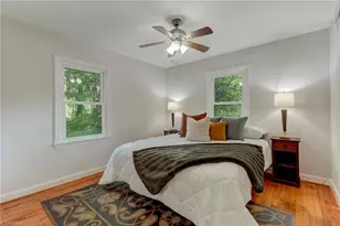 2312 Fernwood Dr, Greensboro, NC 27408 - Photo 11
