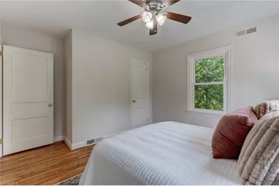 2312 Fernwood Drive, Greensboro, NC 27408 - Photo 19
