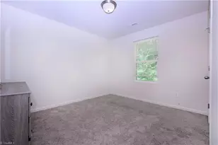 835 Oak Bend Dr, Asheboro, NC 27203 - Photo 17