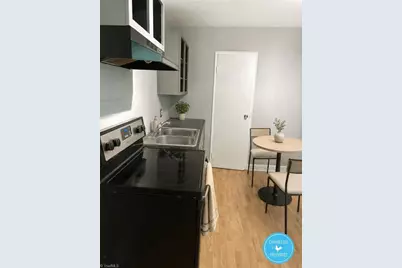 1047 W Academy Street #6, Winston-Salem, NC 27101 - Photo 5