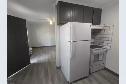 804 & 818 Meadow Ridge Court, Winston-Salem, NC 27107 - Photo 3