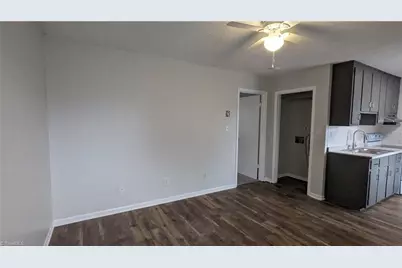 804 & 818 Meadow Ridge Court, Winston-Salem, NC 27107 - Photo 17