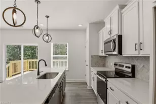 110 Highgate Ln, Lexington, NC 27292 - Photo 11