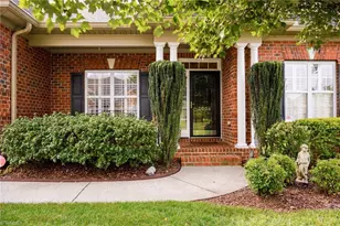 2004 Muirfield Pl, Clemmons, NC 27012 - Photo 3