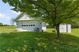 364 Woods Ln, Midway, NC 27107 - Photo 35