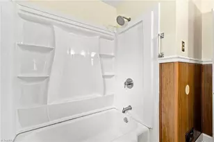 512 Hale Ct, Burlington, NC 27217 - Photo 15