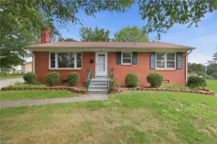 512 Hale Ct, Burlington, NC 27217 - Photo 1