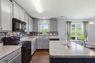 180 Brassfield Dr, Burlington, NC 27217 - Photo 11
