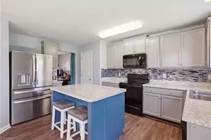 180 Brassfield Dr, Burlington, NC 27217 - Photo 9