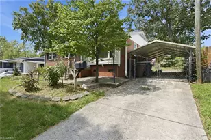 2704 Dumont Dr, Greensboro, NC 27403 - Photo 3