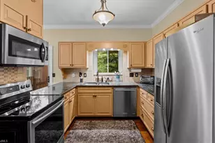 3601 Cherry Hill Dr, Greensboro, NC 27410 - Photo 11