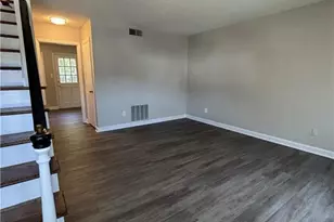504 S Cherry St, Kernersville, NC 27284 - Photo 1