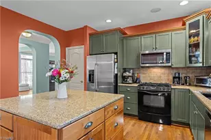 320 Gorrell St, Greensboro, NC 27406 - Photo 17