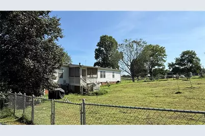 1713 Market Drive, Sophia, NC 27350 - Photo 5