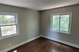 2613 Vanstory St, Greensboro, NC 27407 - Photo 9
