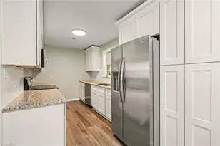 206 Hendrix Dr, Kernersville, NC 27284 - Photo 7