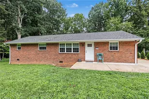 206 Hendrix Dr, Kernersville, NC 27284 - Photo 1