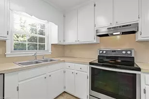 104 Wesleyan Dr, Jamestown, NC 27282 - Photo 21