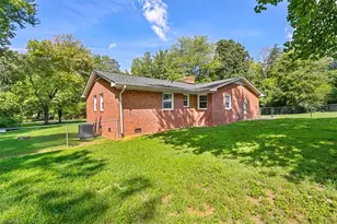 104 Wesleyan Dr, Jamestown, NC 27282 - Photo 43