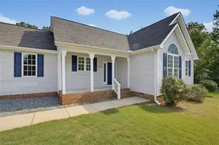 4913 Streamside Dr, McLeansville, NC 27301 - Photo 3