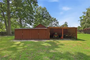 306 N 9th St, Mebane, NC 27302 - Photo 41