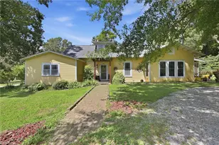 306 N 9th St, Mebane, NC 27302 - Photo 1