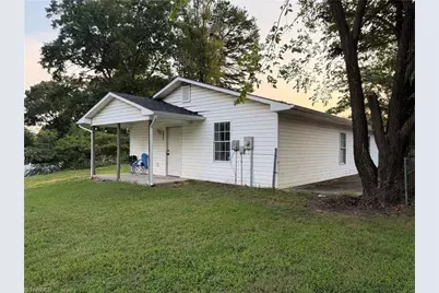 302 Goforth Drive, Thomasville, NC 27360 - Photo 3