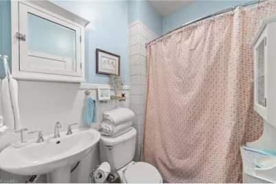 627 Hawthorne Road, Winston-Salem, NC 27103 - Photo 27