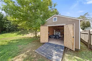 122 Eagle Point Ct, Kernersville, NC 27284 - Photo 27